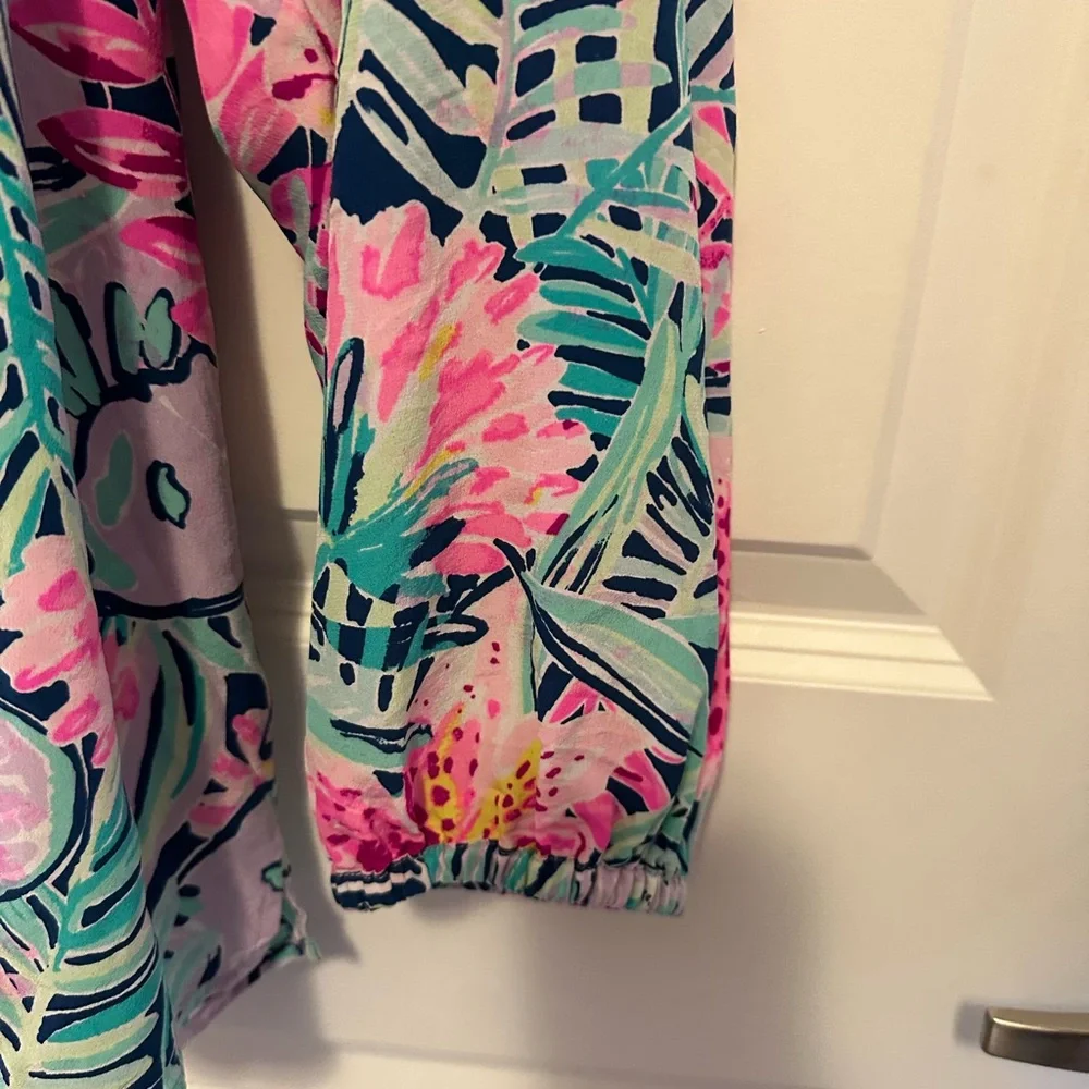 Lilly Pulitzer XL silk blouse. Pink and Green Floral - Picture 5 of 6